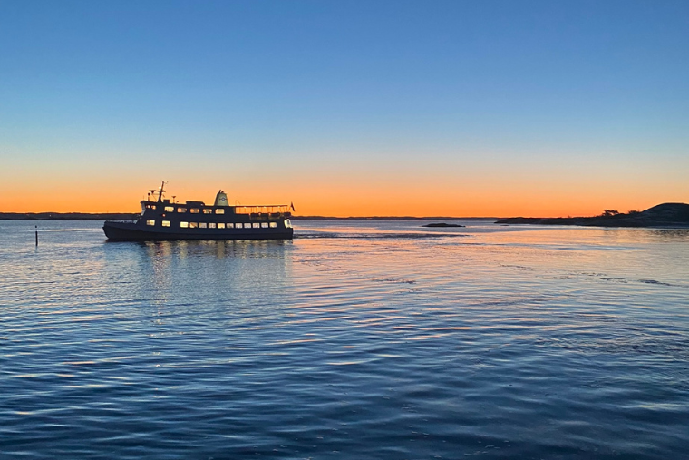 Lucka 1, Vrångö, skärgårdsbåt, vinter